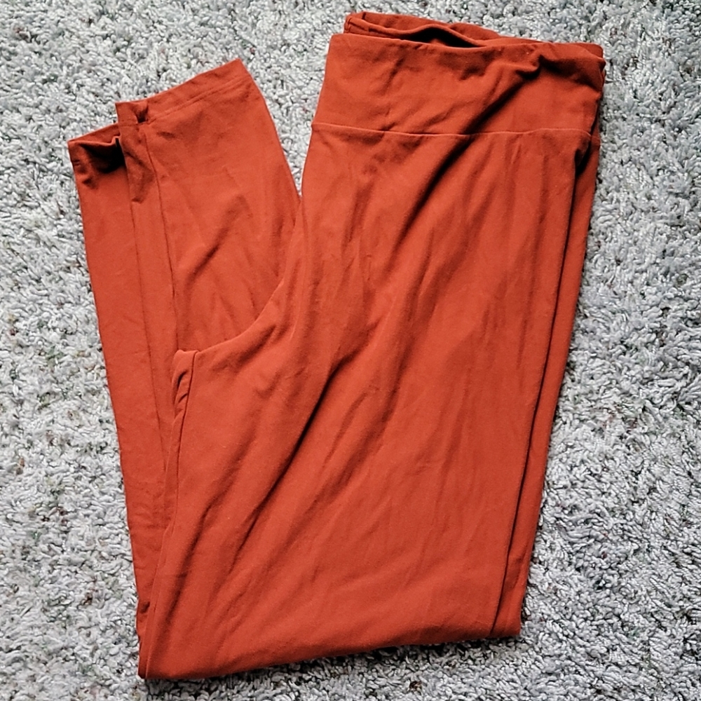 Red leggings 3x